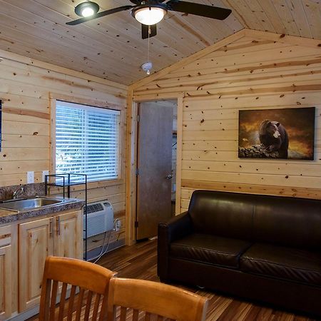 Idyllwild Camping Resort Cottage Extérieur photo